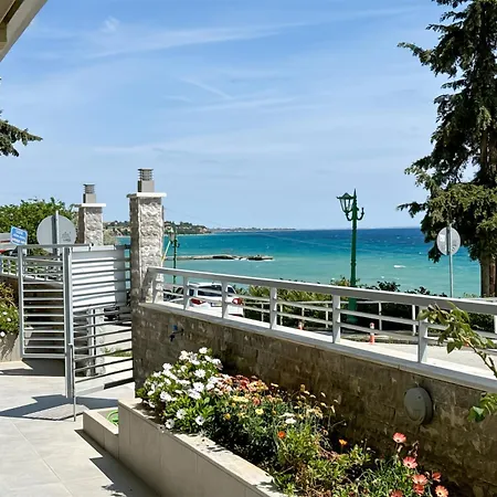 Apartament Blue Horizon 6 *