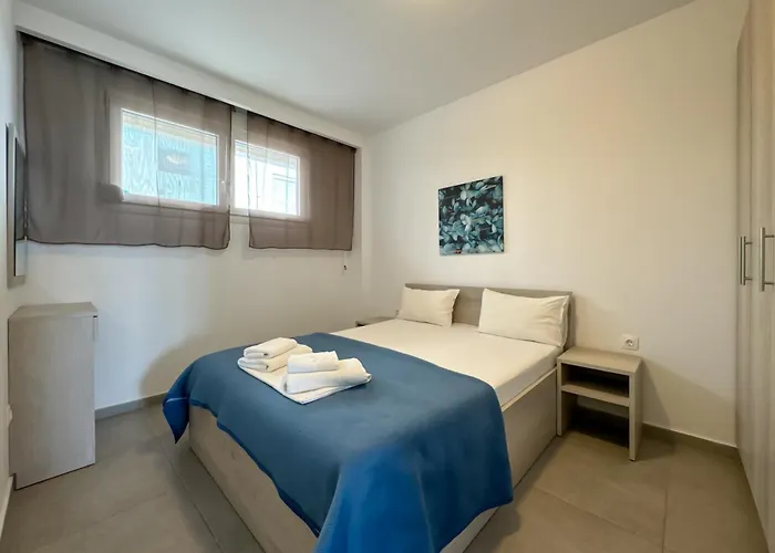 Blue Horizon 6 Apartment